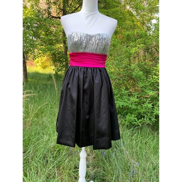 City Studio Dresses & Skirts - City Studio Formal Sequin Party Dress Size 5 Juniors